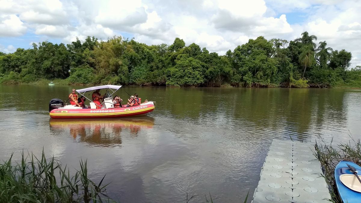 Passeio de barco encerra Semana da Água do Comitê Araranguá